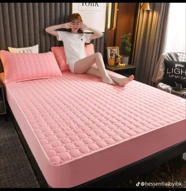 Waterproof Bedcover - Image 2